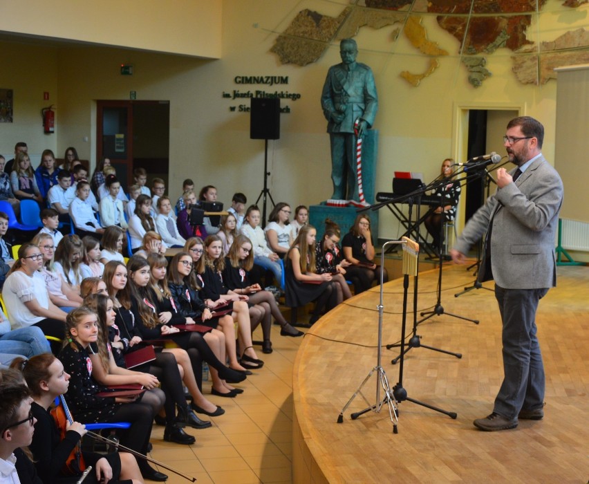 Konferencja historyczna dla młodzieży szkół podstawowych z Sierakowic