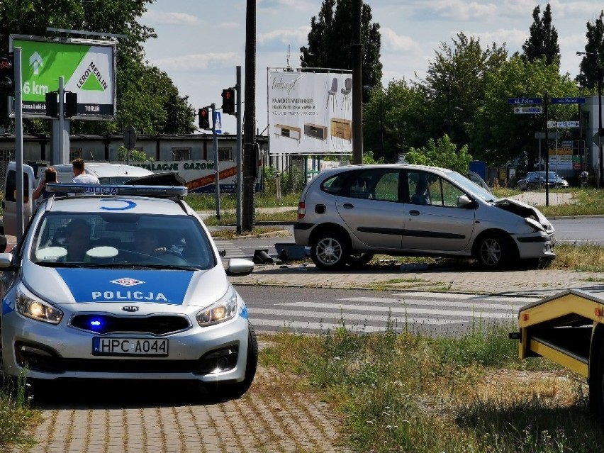 Cztery osoby w szpitalu, dwa uszkodzone auta i sprzątnięty...