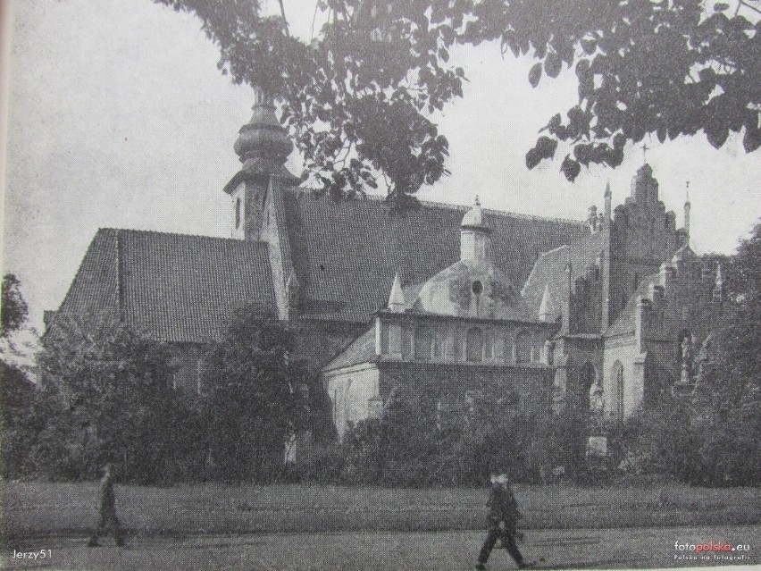 1958 , Kościół bernardynów, widok od ulicy Żeromskiego