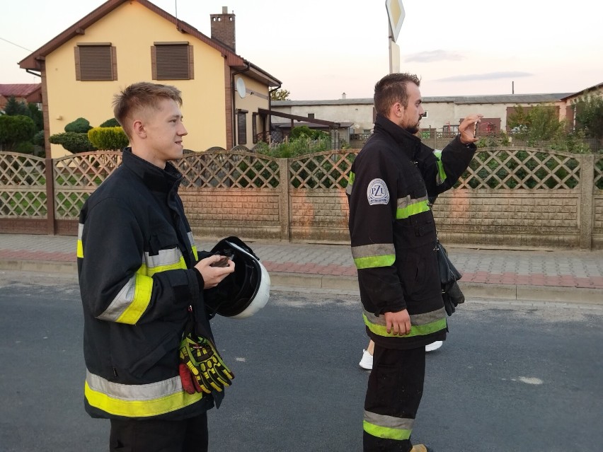 OSP w Tykadłowie hucznie powitała swój nowy wóz strażacki. Dołożyli się do niego mieszkańcy. ZDJĘCIA, WIDEO 