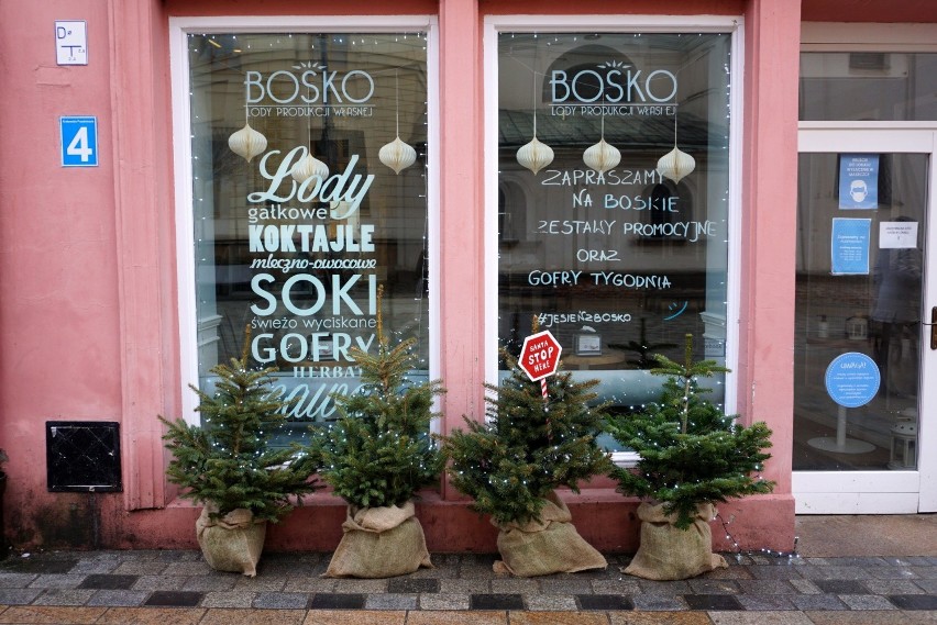 Świąteczne witryny sklepowe w Lublinie kuszą oczy przechodniów. Jest co podziwiać! Zobacz zdjęcia