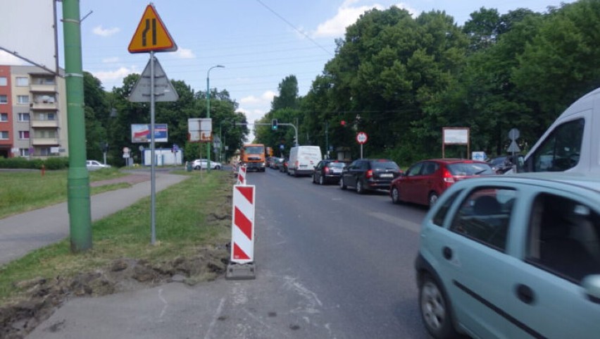 Od 19 czerwca trwa remont ulicy Katowickiej. UM sugeruje...