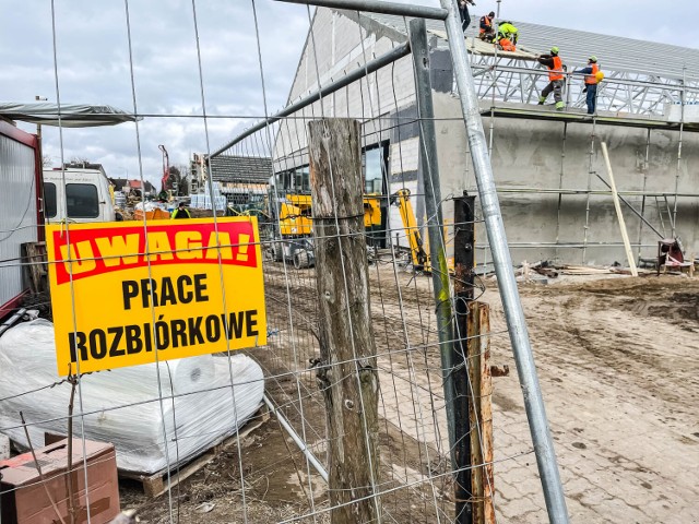 W Sławnie wyrasta nowe centrum handlowe