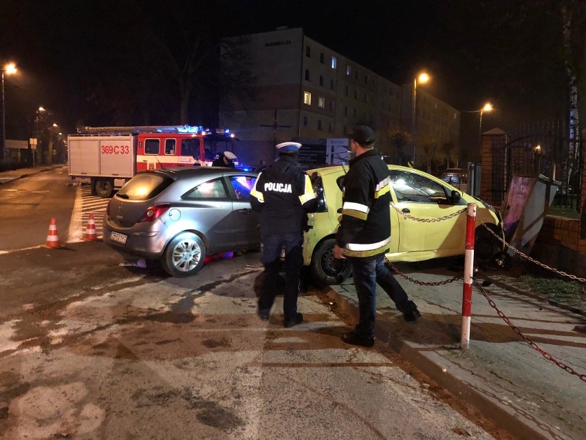Wypadek w Lubrańcu. Trzy osoby trafiły do szpitala [zdjęcia]