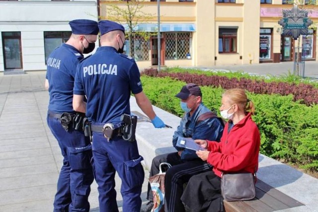 Za brak maseczki grozi mandat w wysokości 500 złotych