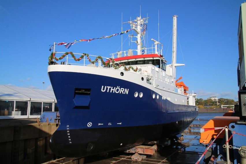 Statek Uthörn jest jednostką pełnomorską napędzaną...