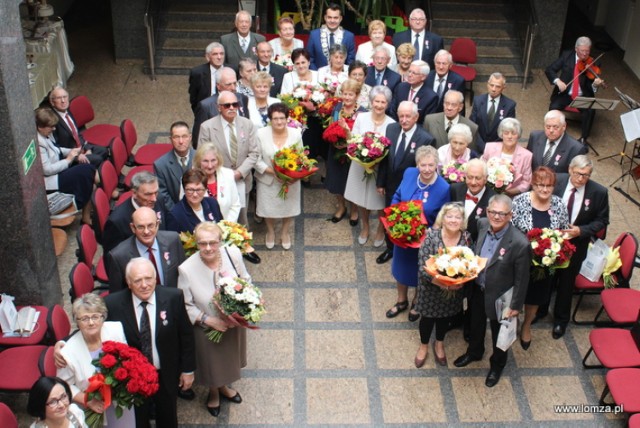 Kolejne pary uroczyście świętowały 50-lecie małżeństwa w miejskim ratuszu