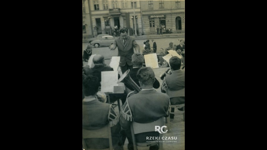 Archiwalne zdjęcia Obornickich Orkiestr Dętych z lat 1920-1996