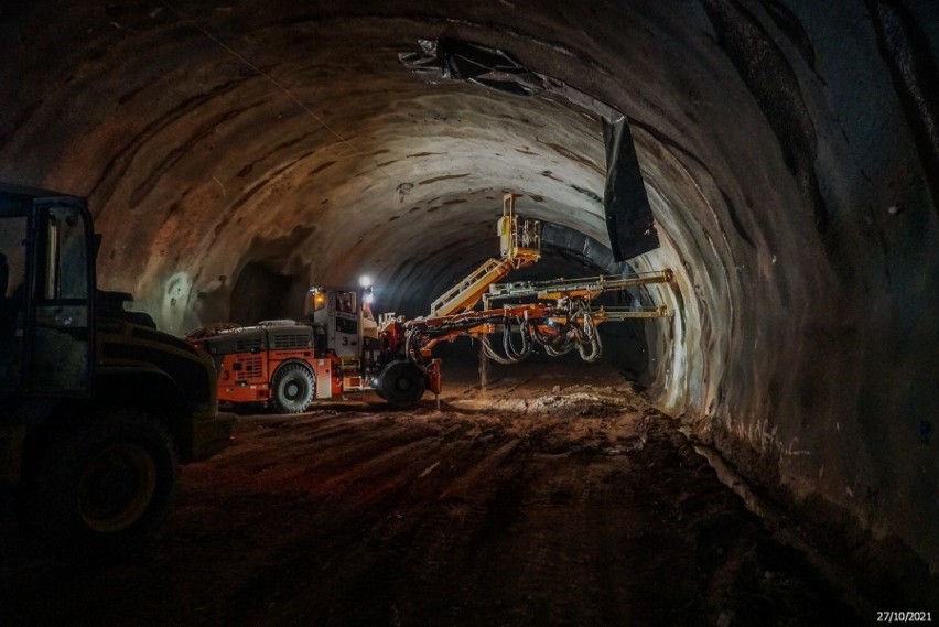 Pierwszy kilometr tunelu na S3 w Starych Bogaczowicach już...