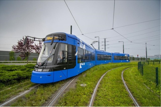 Lajkoniki zastępują tramwaje z wysoką podłogą