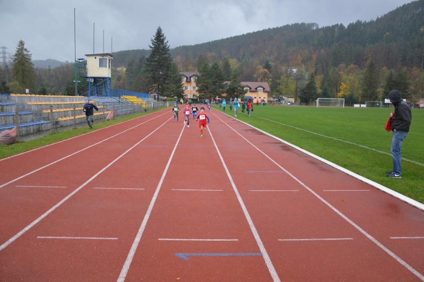 XIX Cross Beskidzki w Węgierskiej Górce [ZDJĘCIA+WYNIKI]