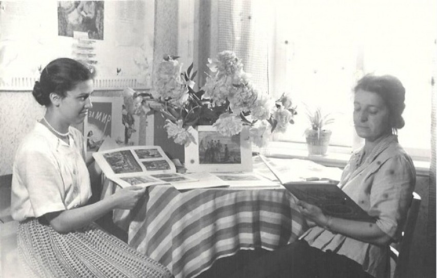 1954. Teresa Pilarska i (-) Bukowska.