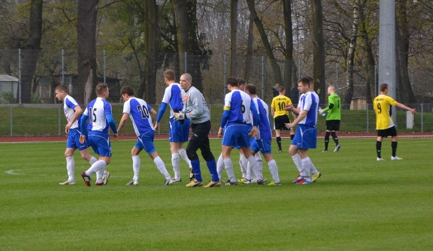 IV liga. Pomezania Malbork - Piast Człuchów 5:1 (3:0) w 22 kolejce