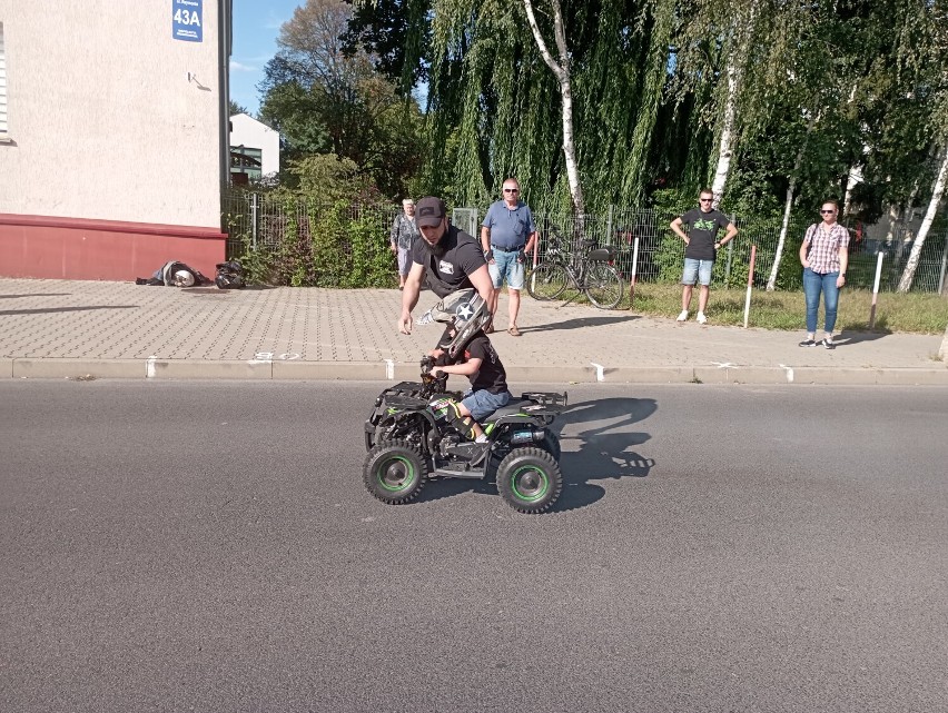 Ekstremalne pokazy jazdy motocyklem odbyły się w Skierniewicach. Emocji nie brakowało