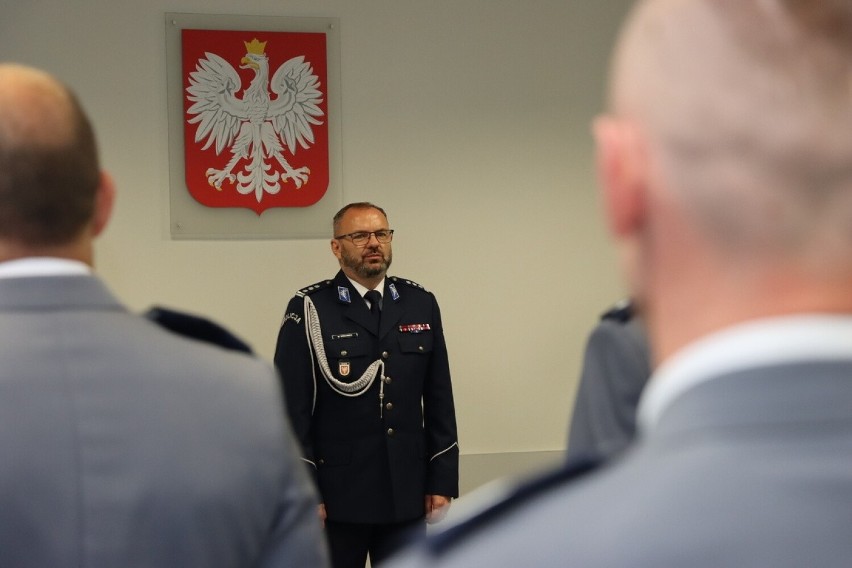Uroczystość wręczenia wyróżnień i awanse w Komendzie Wojewódzkiej Policji w Radomiu. Zobaczcie listę