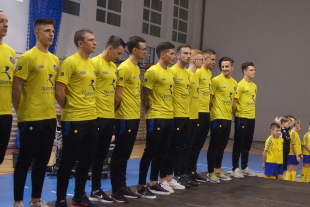 Piłkarze RKS Radomsko czekają na decyzję w sprawie rozgrywek w III lidze