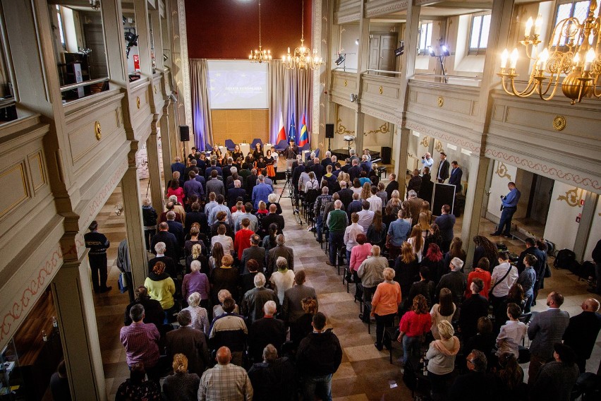 Debata Europejska w ostrowskim Forum Synagoga