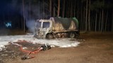 Pożar samochodów ciężarowych w Karsinie-Wybudowaniu na terenie bazy jednej z firm