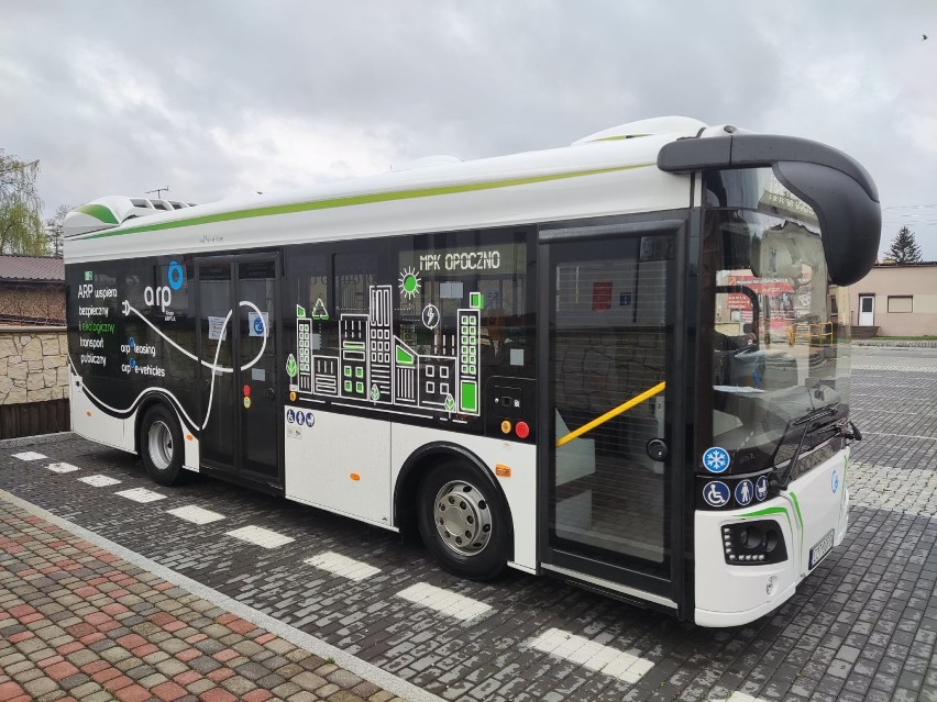 Nowy autobus elektryczny na ulicach Opoczna. Trwają jazdy testowe ZDJĘCIA