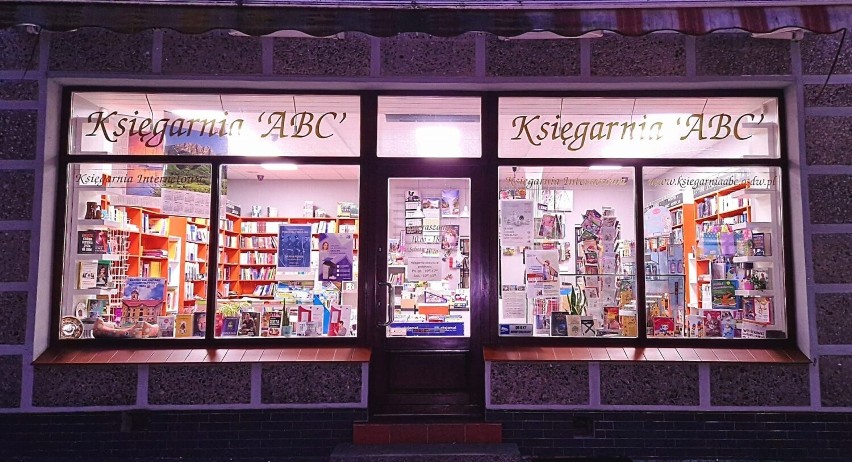 Kalendarz można kupić w księgarni ABC w Żarach