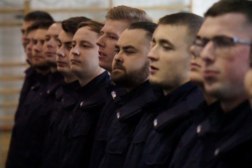 Nowi policjanci wstąpili do służby na Warmii i Mazurach! ZDJĘCIA