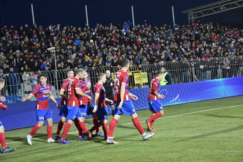 Raków Częstochowa - Legia Warszawa 2:1 w Pucharze Polski ZDJĘCIA z meczu 