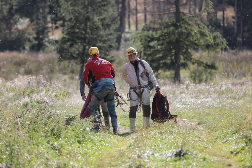 Tatry: Poszukania grotołazów w Jaskini Wielkiej Śnieżnej na razie nie przynoszą rezultatu