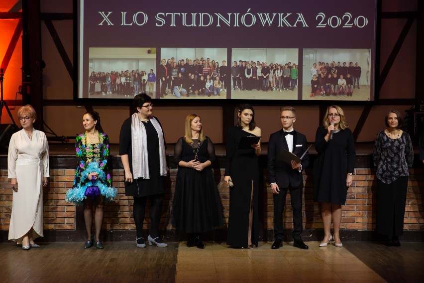 Studniówka 2020 Kraków. Polonez i bal "Dziesiątki" [ZDJĘCIA]