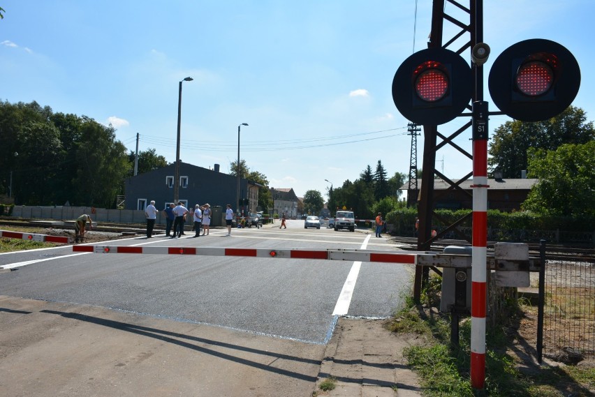 Otwarto przejazd kolejowy na ul. Kolejowej w Kobylinie [ZDJĘCIA] 