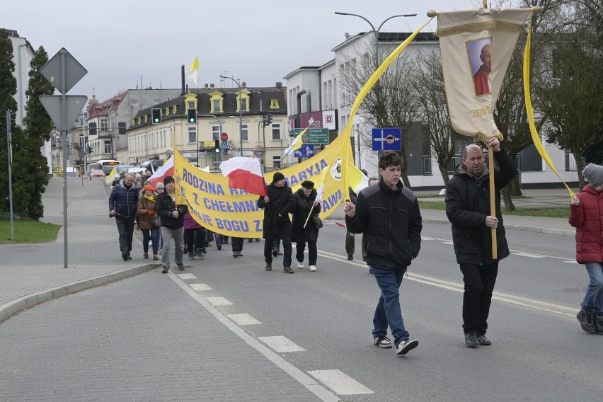 Marsz w obronie Jana Pawła II w Świeciu. Zobacz zdjęcia