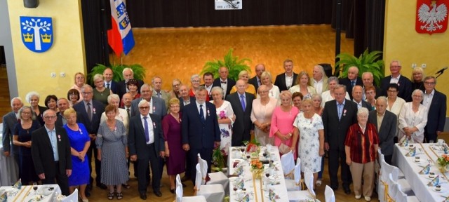 Kilkadziesiąt par małżeńskich w gminie Oświęcim świętowało jubileusze Złotych i Diamentowych Godów