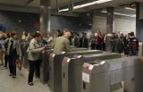 Bez metra Centrum i Świętokrzyska także w poniedziałek