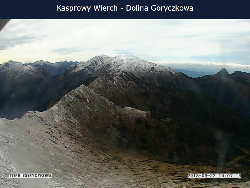 W Tatrach spadł śnieg, a w Śląskiem chłodniej i mokro [prognoza pogody]