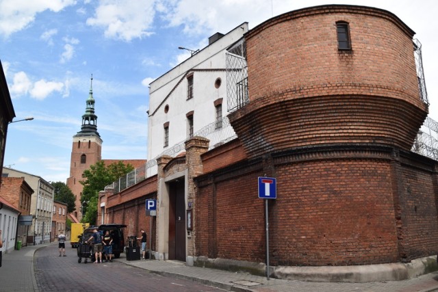 Za niespełna cztery miliony złotych możesz stać się właścicielem aresztu śledczego w Śremie. Obiekt znów został wystawiony na sprzedaż