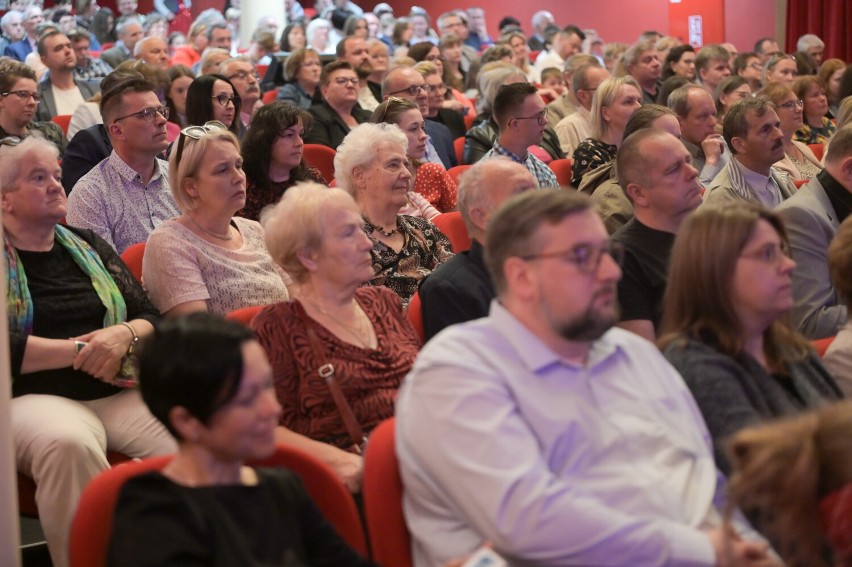 W teatrze w Grudziądzu zagrali uczniowie szkoły muzycznej....