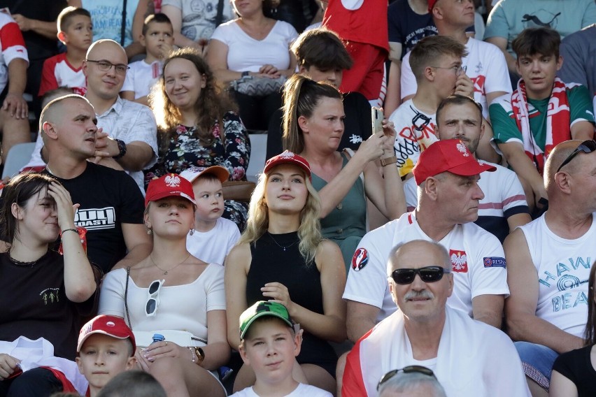 Legnica: Znajdź się na zdjęciach z meczu reprezentacji U-20 Polska-Niemcy