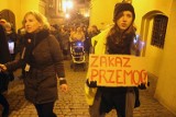 Marsz "Odzyskać Noc" w Lublinie. Razem przeciwko przemocy (ZDJĘCIA)