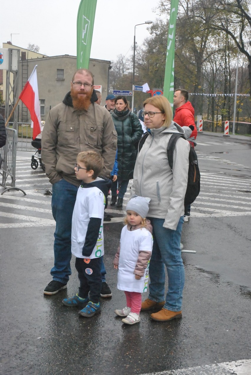 KOŚCIAN. Święto Biegania z Coccodrillo w tym roku w strugach deszczu [ZDJĘCIA]