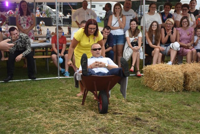 Sołectwo Białokosz zaprosiło w sobotę 27 sierpnia na Dożynki Gminne i Parafialne parafii Chrzypsko Wielkie - turniej sołectw (27.08.2022).