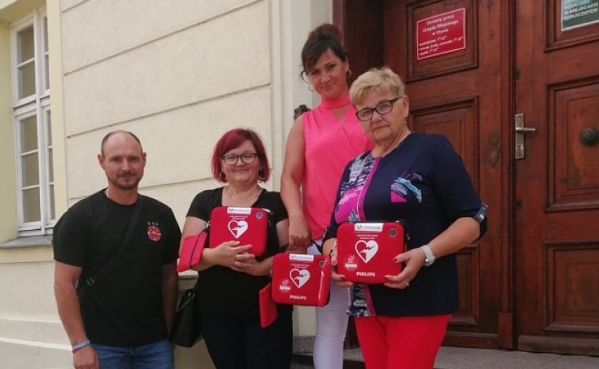W gminie Otyń defibrylatory zakupiono m.in. w ramach...
