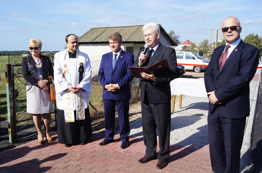 W Okalewie uroczyście otwierano dzisiaj drogę przebudowaną z tzw. schetynówek