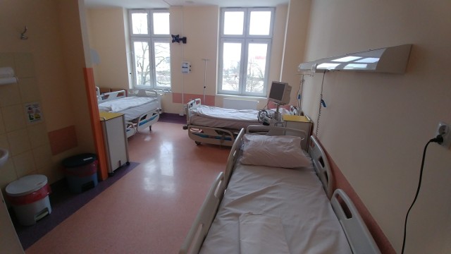 Na oddziale covidowym szpitala w Rypinie jest pełne obłożenie