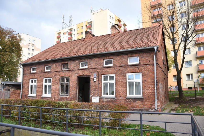 Dom przy ul. Mickiewicza 63 w Malborku za parę miesięcy będzie wyglądał jak nowy. Remont to jedno z zadań programu rewitalizacji 