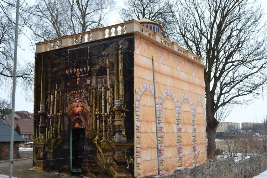 Replika Grobu Jezusa w Skarszewach. Jedyna taka w Polsce! ZDJĘCIA