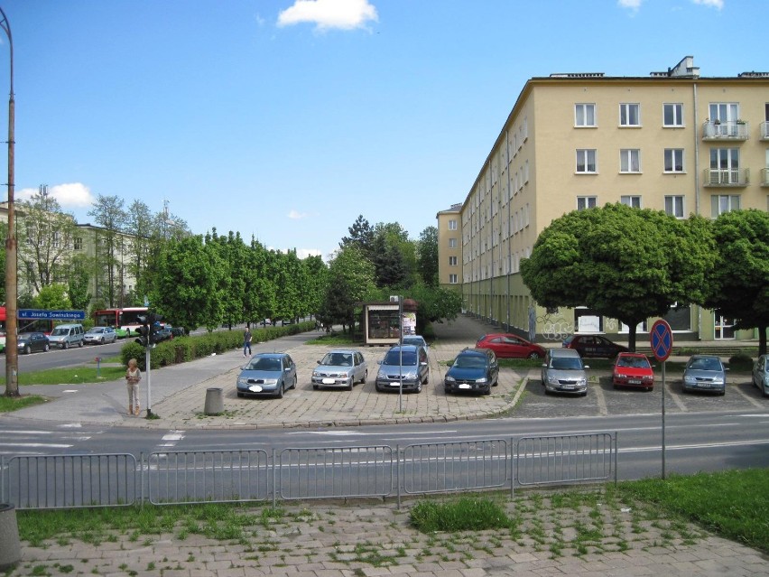 Ul. Sowińskiego: Nielegalny ale potrzebny parking. Czy będzie usankcjonowany? 