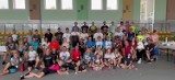 70 zawodników wzięło udział w Pólmaratonie Rolkarskim w Rybnie! (wideo)