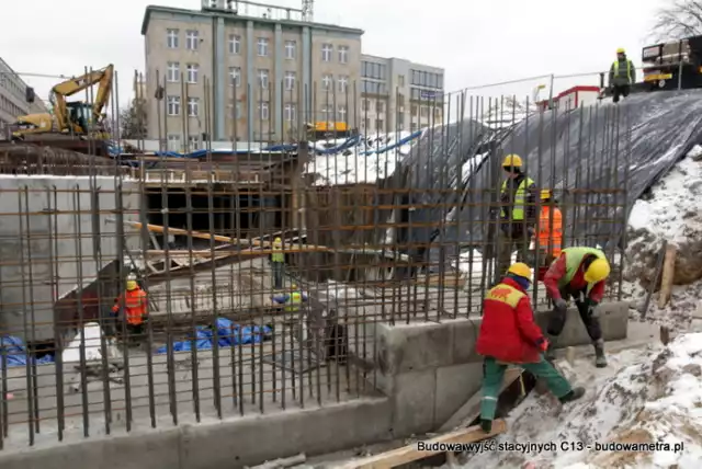 Budowa metra: 3 wejścia do stacji Centrum Nauki Kopernik