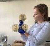 Studentka z Poznania tworzy sztukę z mikrobów i bakterii! Zgłosiła się do amerykańskiego konkursu