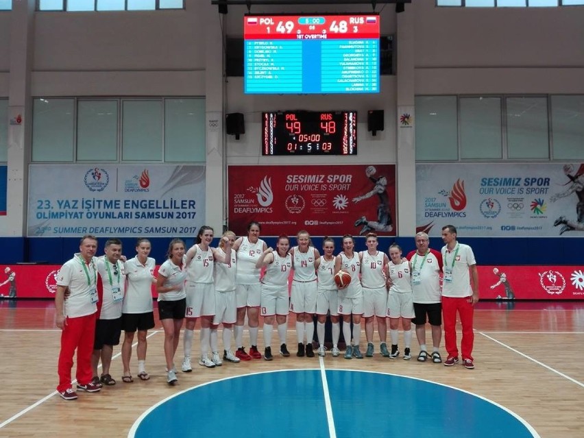 Ostrowska koszykarka wzięła udział w olimpiadzie głuchych [FOTO]