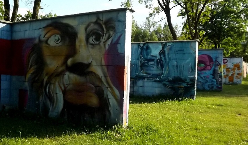 Zielonogórskie graffiti - ulica Wiśniowa, teren UZ